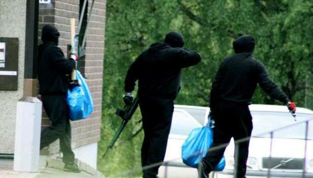 В «ДНР» боевики ограбили отделения двух украинских банков