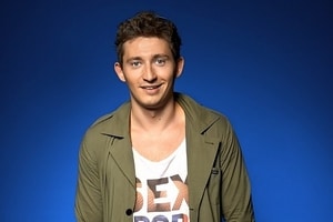 Украинский певец станет ведущим "Новой волны" в Сочи