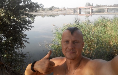 Блокада Крыма не затронула олигархов - украинский военнослужащий поделился личными наблюдениями