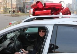 Дружини знищених терористів жорстоко побили жінку “Мотороли”, – соцмережі