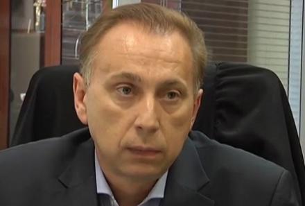 Судья, «подаривший» Януковичу «Межигорье», прикинулся нищим и ушел на повышение (+видео)