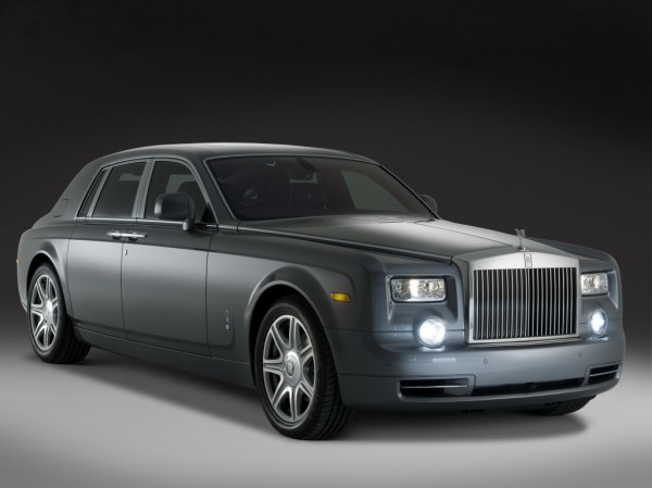 В стране кризис: в Киеве за месяц купили два Rolls-Royce