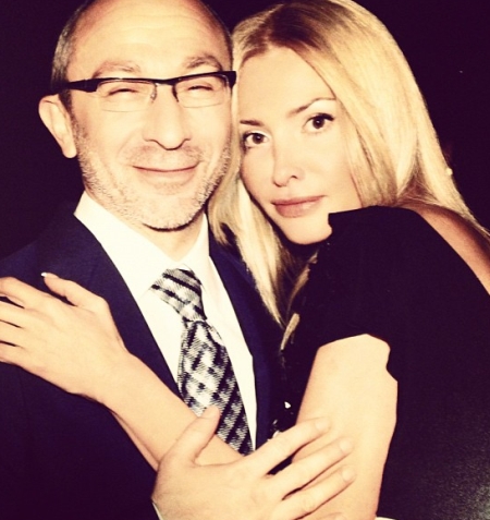 Дружина Кернеса показала себе в трусах і на дивані з Добкіним (ФОТО)