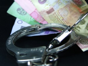 Вымогателя 14 тыс. гривен не посадили из-за «искреннего раскаяния»