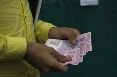 Сколько зарабатывают в Донецке