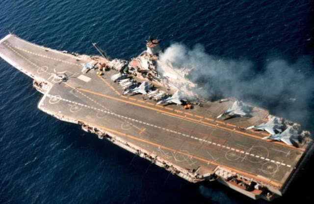 Последние дни единственного авианосца РФ