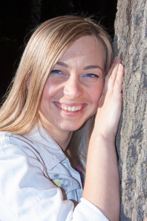 Знайдену в київському лісі жінку вбив "цілитель"