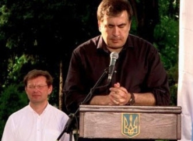 Саакашвілі вимагає дострокових виборів