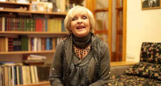 Украинская актриса рассказала, как Янукович неоднократно предлагал ей выпить