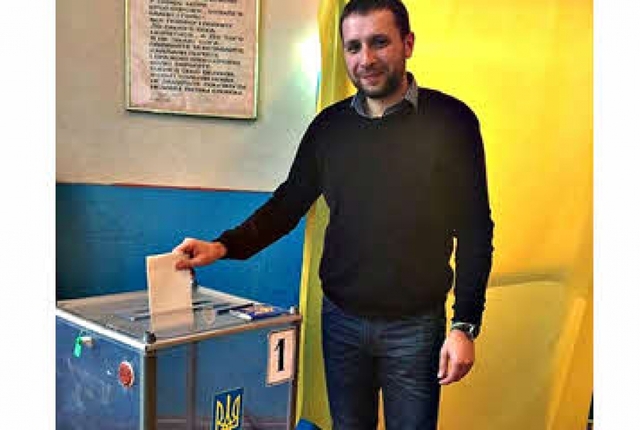 “Люди, ви здуріли?”: Як Парасюк оцінив результати виборів (фото)