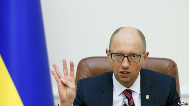 Яценюк: уряд пропонує прив’язати рахунок за опалення до температури повітря