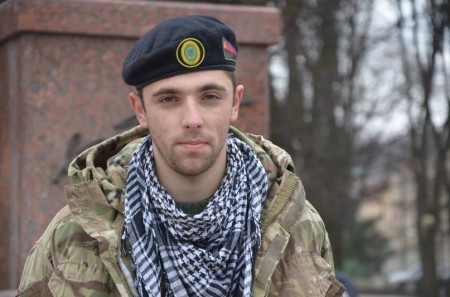 БОЄЦЬ АПОСТОЛ: «ПРЕЗИДЕНТ ПОСТАВИВ НАС, БІЙЦІВ, НИЖЧЕ СВОГО БІЗНЕСУ»