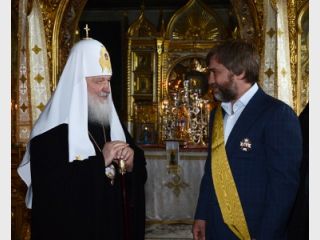 Зачем Шокину допрашивать православного олигарха