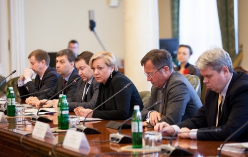 Гонтарева запевняє, що українцям не варто боятися за курс гривні