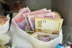 Пенсии в Украине: сколько получает судья, депутат и простой рабочий. Инфографика