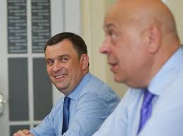 Джерело: Зараз на Банковій вирішують, кого «зливати» – Пацкана або Москаля