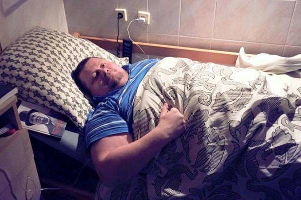 У Мосійчука в спецпалаті швидкої допомоги почалися проблеми з хребтом