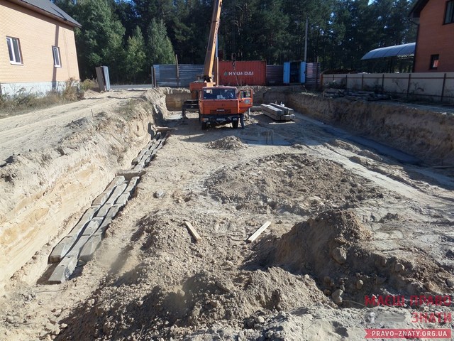 Роман Багмут незаконно будує багатоповерхівку в приватному секторі