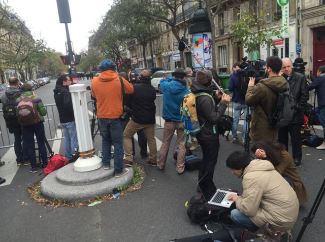 Российский блогер опубликовал фото Парижа после терактов