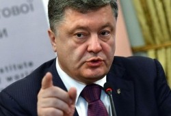 С каждым днем украинцы все более нищие. А капиталы Порошенко растут