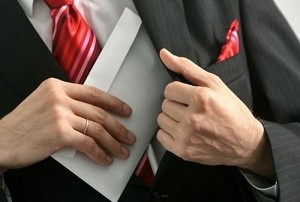 На хабарі “погорів” чиновник Головного управління ДСНС у Вінницькій області