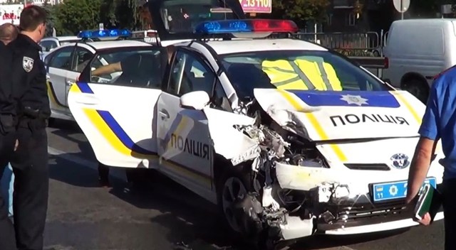 У МВД нет видеозаписи с регистратора, как патрульная полиция сбила женщину (Документ)