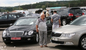 Потримані іномарки подешевшають на 3,5 тисячі доларів