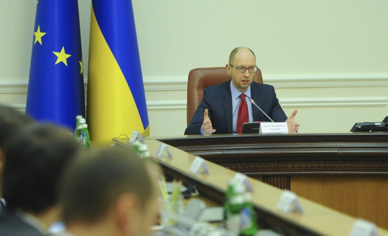 Десантники открыто обратились к Яценюку