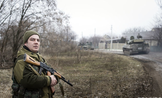 Стало известно, сколько обещают платить боевикам «ЛНР» в Сирии