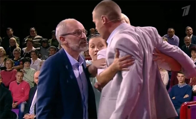 Что смотрят на российском ТВ в перерывах между новостями про Турцию и Украину