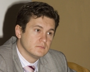 Интерпол снял с розыска экс-зятя Черновецкого