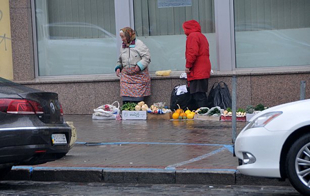 Шесть пуль в лоб украинской экономике. Достижения власти