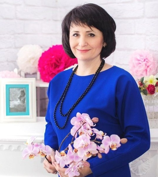 В сети можно подсматривать за николаевской чиновницей в ее кабинете