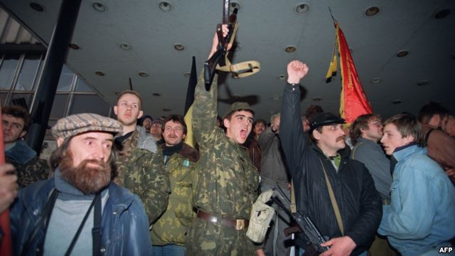 "Революция в России не исключена"