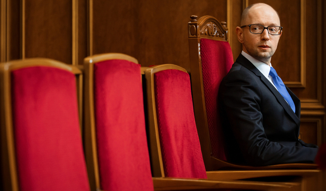 Яценюк обіцяє катастрофу, якщо держбюджет не ухвалять