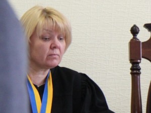 Судді, яку шантажували у справі “діамантових прокурорів”, висунули підозру