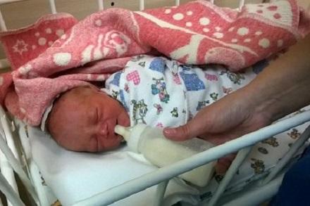 Мариупольская «кукушка» выбросила новорожденного младенца в мусорный бак