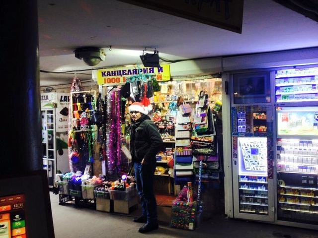 "Наши парни там гибнут!": киевлянка популярно объяснила фанату России, с кем воюет Украина