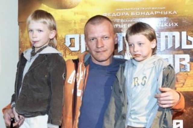 Актер Серебряков отказался от российского гражданства