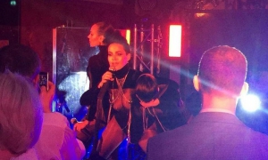 NikitA топлес развлекала киевских депутатов на корпоративе