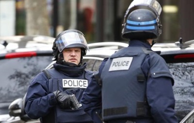 Во Франции задержали десятерых украинцев