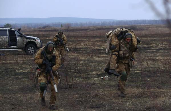 Донбасс-2016: Два сценария для Путина