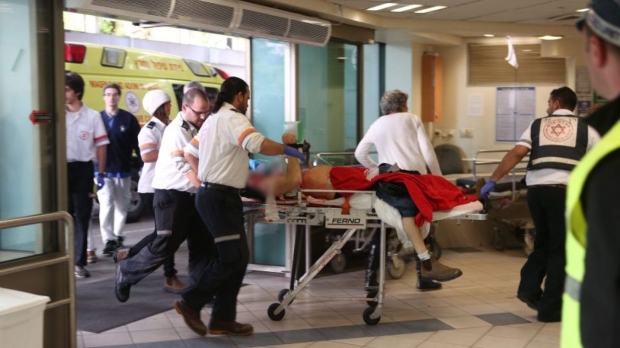 У Тель-Авіві невідомий розстріляв відвідувачів пабу, є загиблі