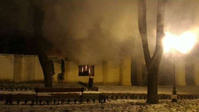 В центре Одессы загорелся театр