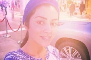 Злату Огневич в вышиванке "атаковали" арабские женщины