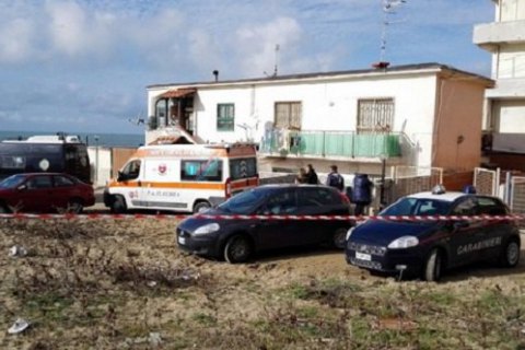 Украинец в Италии зарубил жену и дочь