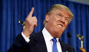 Мусульманку освистали на передвиборній зустрічі з Трампом