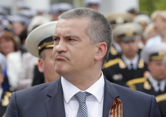 "Ночные бабочки Аксенова": глава "КрымНаш" переводит часть компаний на работу по ночам