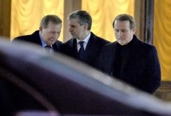 В Украине произошел антиконституционный переворот. Власть захватили Кучма и Медведчук