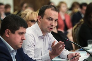 Комітету ВР не вистачило голосу для скасування «візової» поправки в бюджет